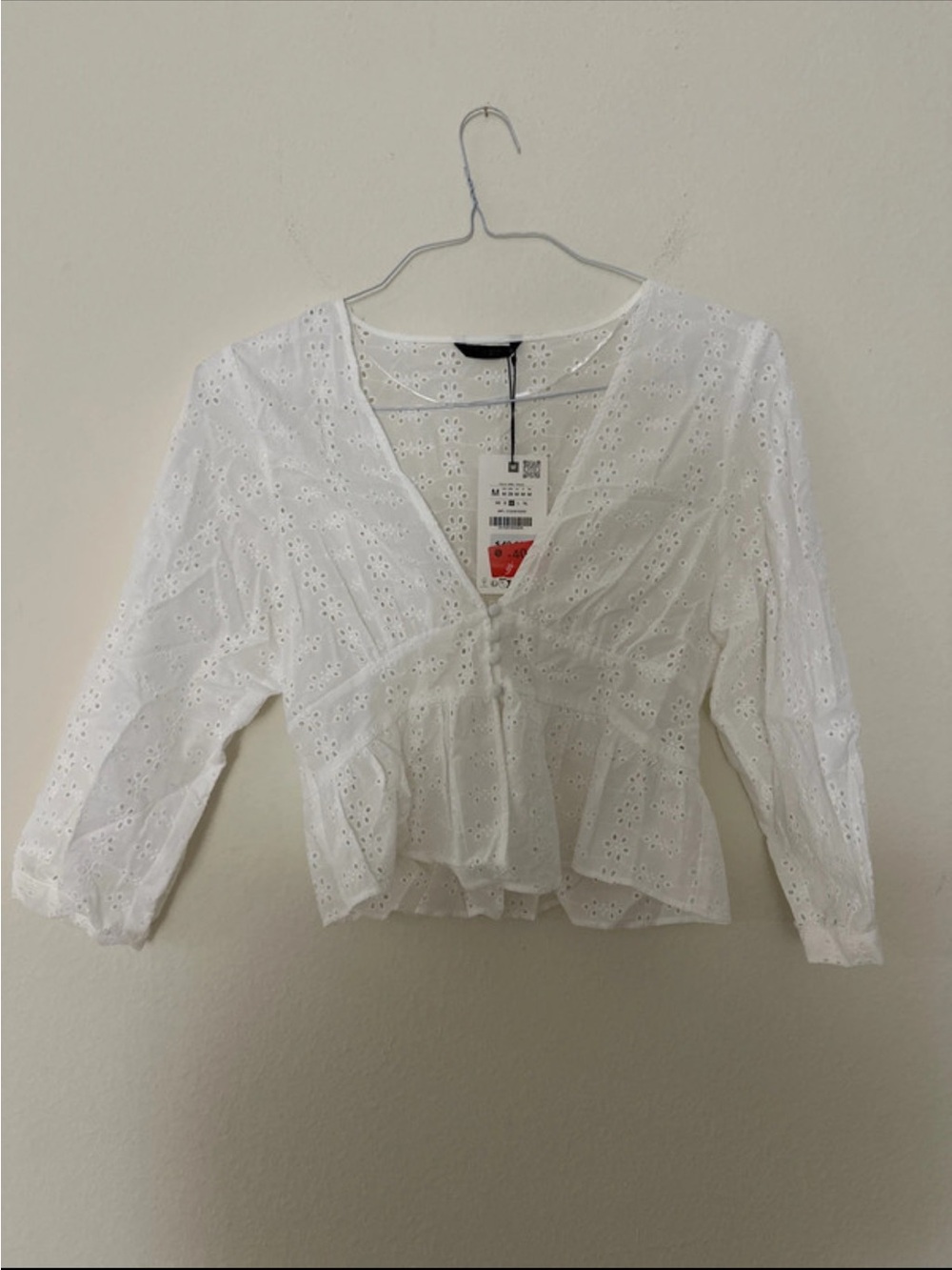 Zara White Eyelet V-Neck Peplum Blouse
